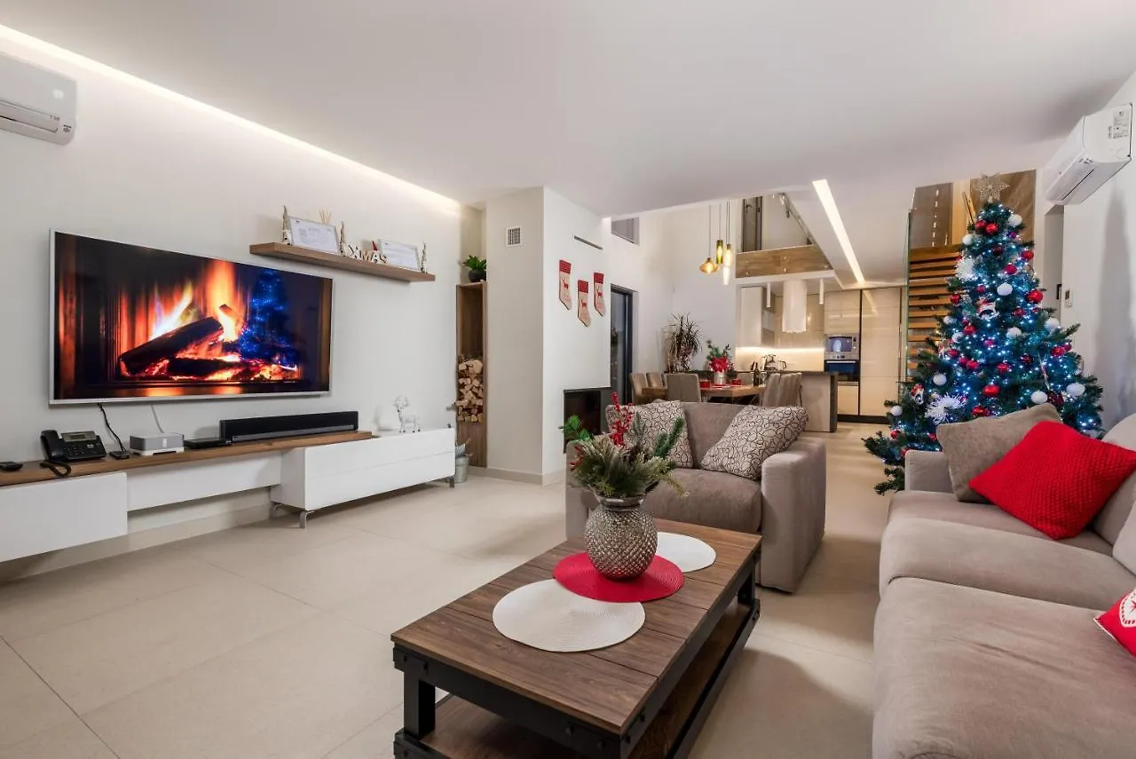 Villa Altavista - Seaview & Relax With Heated Pool & Minigolf Opatija 0*,