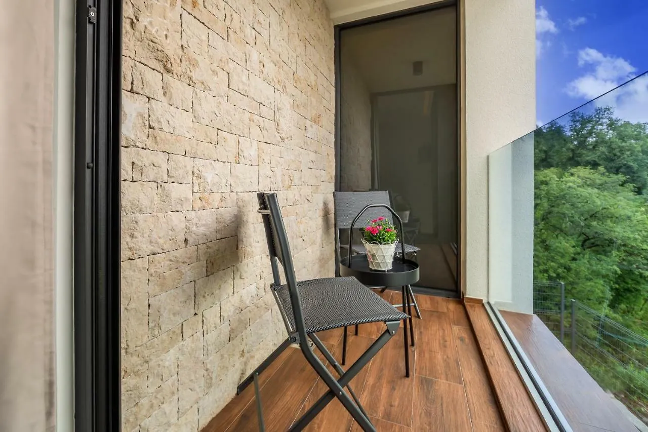 Villa Altavista - Seaview & Relax With Heated Pool & Minigolf Opatija