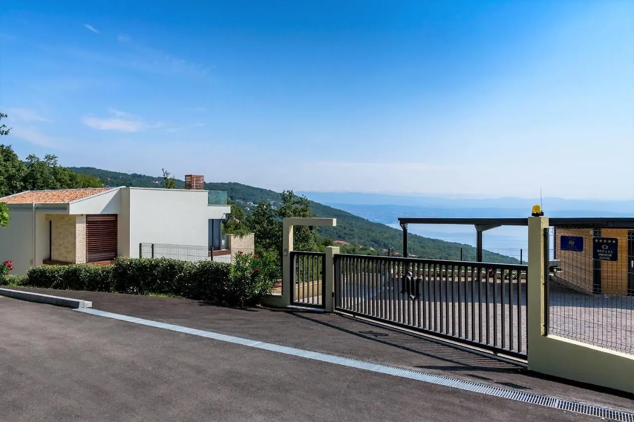 Villa Altavista - Seaview & Relax With Heated Pool & Minigolf Opatija